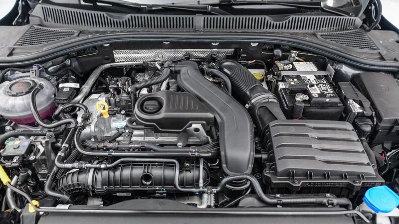 New 2025 Volkswagen Jetta 1.5T SELImage 12