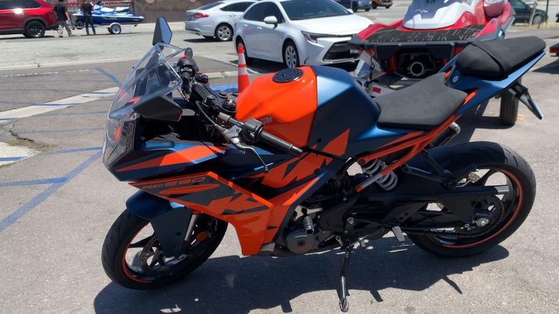 Used 2023 KTM RC 390 Image 5
