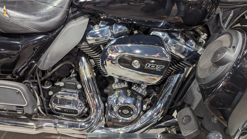2018 HARLEY ELECTRA GLIDE ULTRA CLASSICImage 10