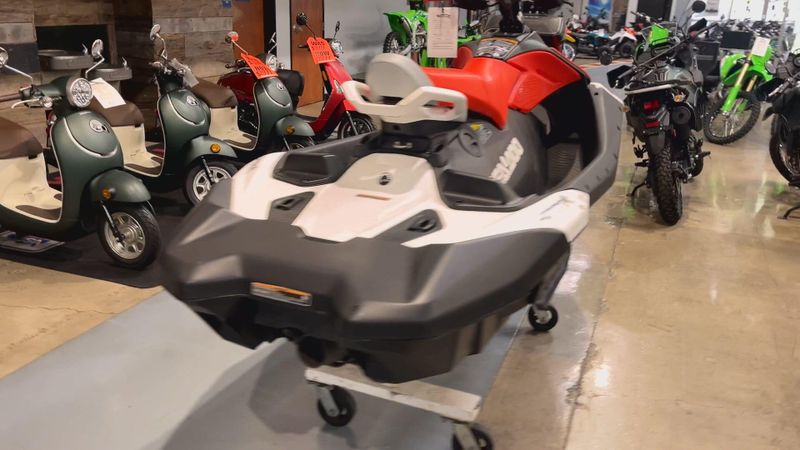 New 2025 Sea-Doo SPARK FOR 3 90 TRIXX (SOUND SYSTEM) Image 3