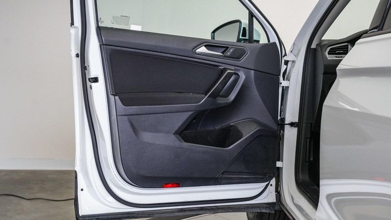 2021 Volkswagen Tiguan 2.0T SImage 20