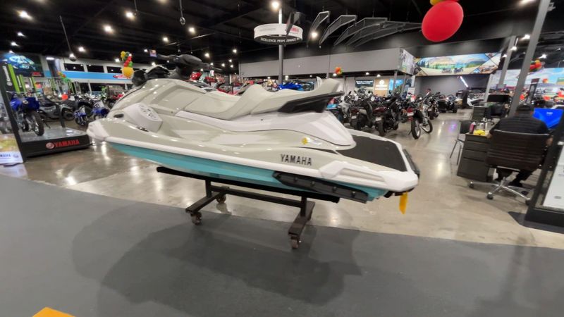 2025 Yamaha VX CRUISER HO W/AUDIO  in a PEARL/MINT exterior color. Del Amo Motorsports of Redondo Beach (424) 390-7811 delamomotorsports.com 