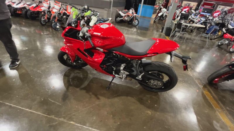 Used 2024 Ducati SUPERSPORT 950 Image 5