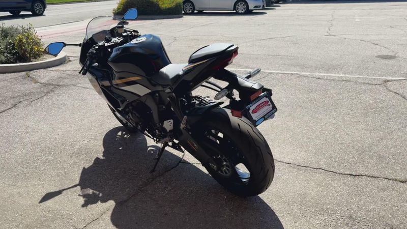 New 2026 Kawasaki NINJA ZX-6R Image 2