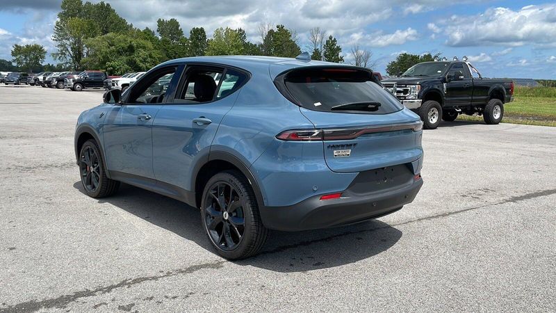 2023 Dodge Hornet GT Plus photo 4