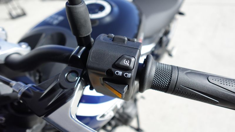 New 2025 Triumph Trident 660 