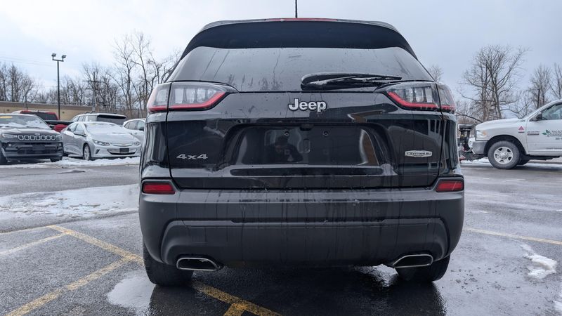 Used 2022 Jeep Cherokee Latitude LuxImage 6