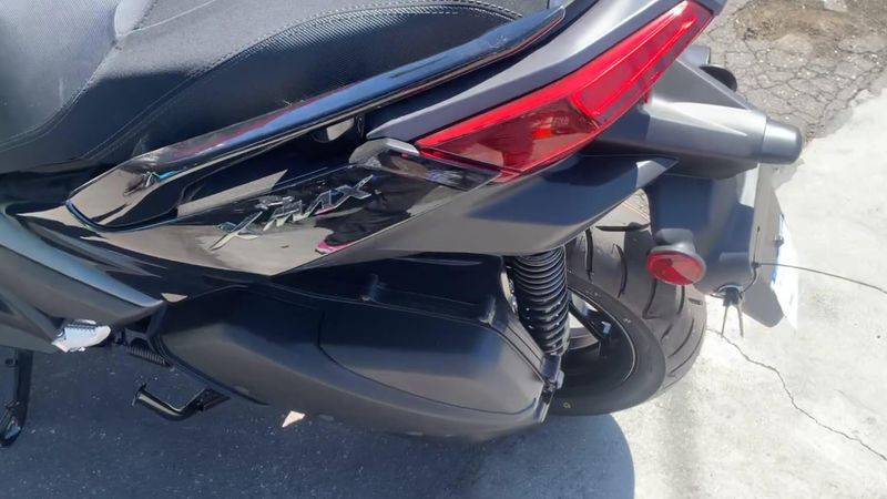 New 2025 Yamaha Xmax Image 5