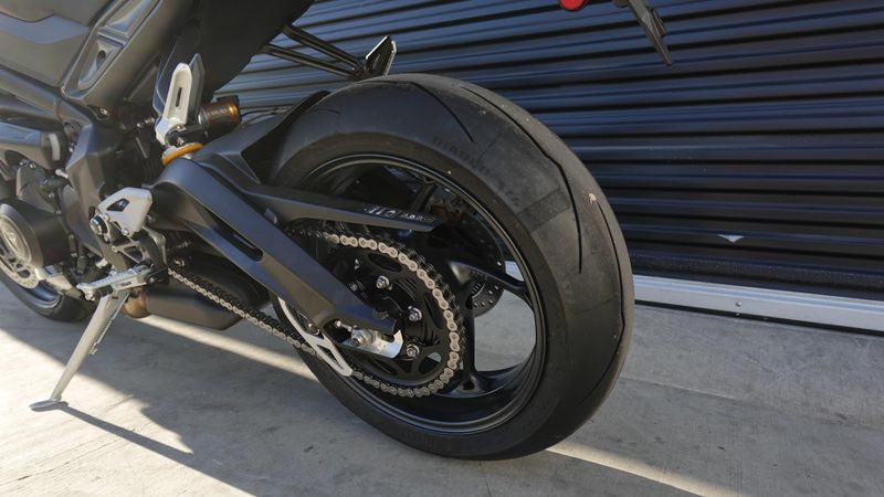 New 2025 Triumph Street Triple 765 RS 