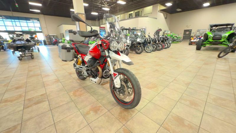 Used 2020 Moto Guzzi V85 TT E4 Image 3