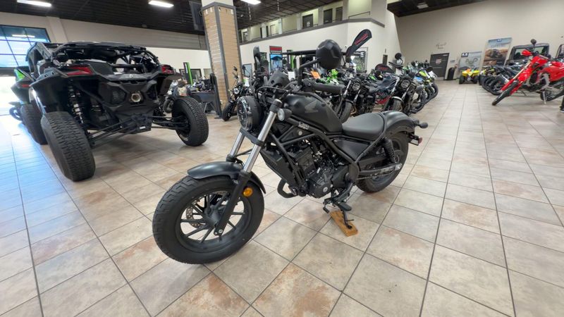 New 2026 Honda REBEL 300 E-CLUTCH Image 5