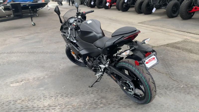 New 2026 Kawasaki NINJA 500 ABS Image 2