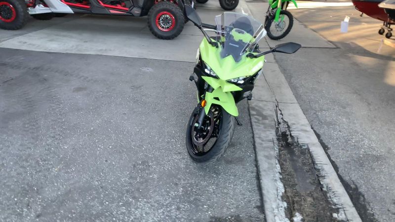 New 2026 Kawasaki NINJA 500 SE ABS Image 3