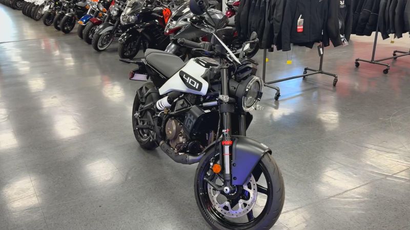 New 2023 Husqvarna VITPILEN 401 Image 6