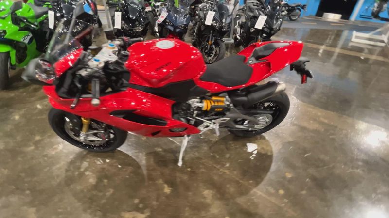 New 2026 Ducati PANIGALE V2 S 896 Image 5