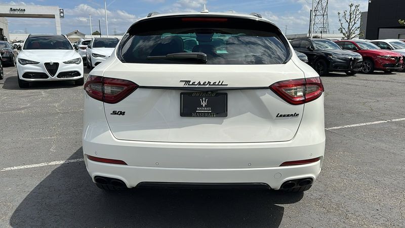 2018 Maserati Levante S GranLussoImage 5