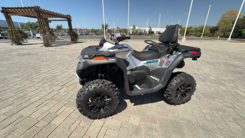 New 2027 CFMOTO CFORCE 800 TOURING Image 5