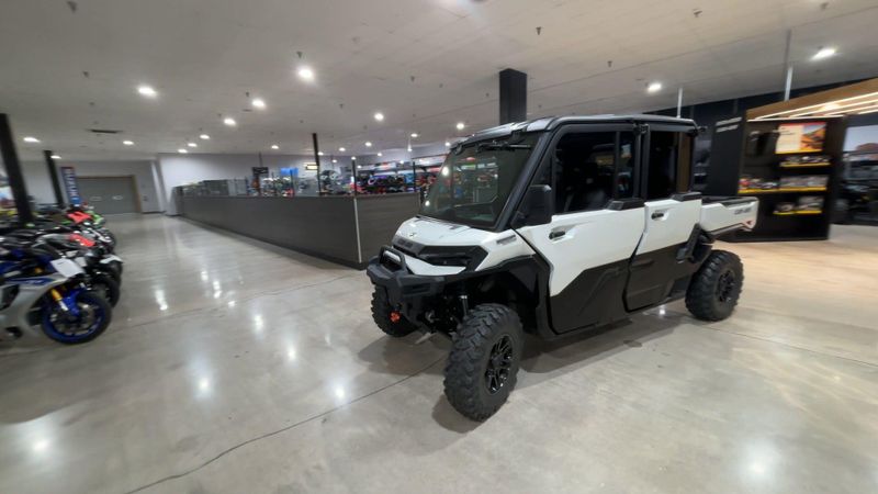 New 2027 Can-Am DEFENDER MAX LIMITED CAB HD11 Image 2