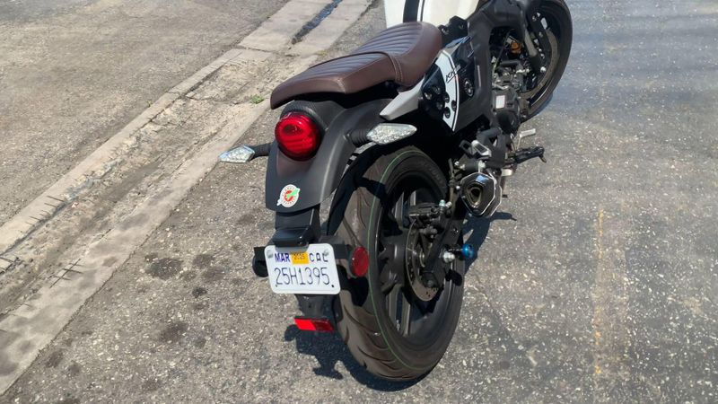 Used 2023 American Lifan KPM 200 Image 7