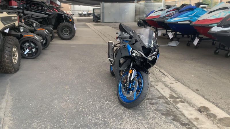 New 2026 Kawasaki NINJA ZX-6R Image 3