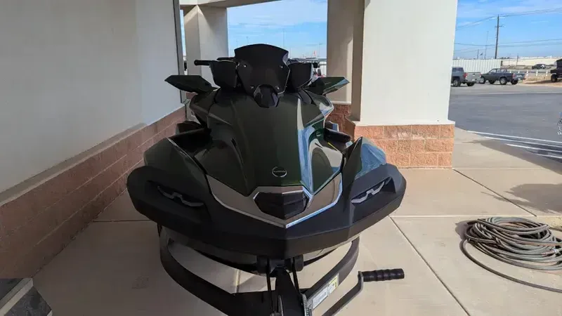 2025 Kawasaki JET SKI ULTRA 160LX Image 6