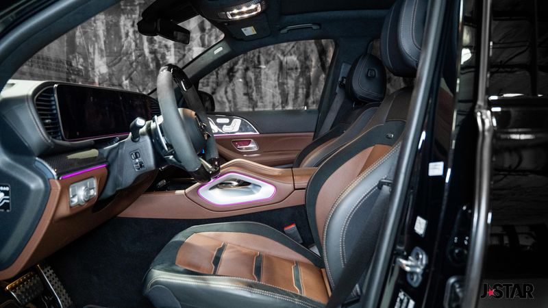 2024 Mercedes Benz GLS AMG 63 photo 3