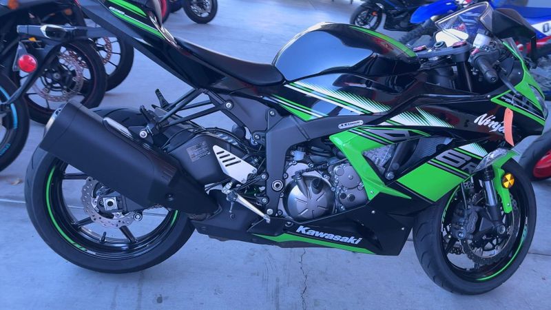 Used 2017 Kawasaki NINJA ZX-6R KRT EDITION Image 5
