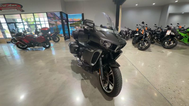 Used 2018 Yamaha Star Venture Image 3