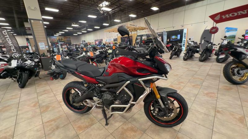 Used 2015 Yamaha FJ-09 Image 2