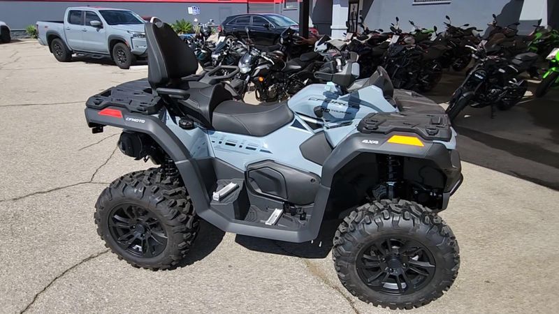 New 2025 CFMOTO CFORCE 800 TOURING Image 2