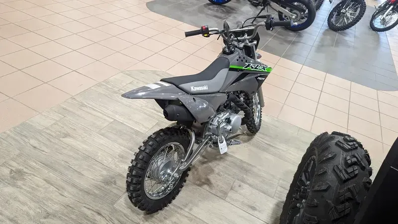 2025 Kawasaki KLX 110R Image 6