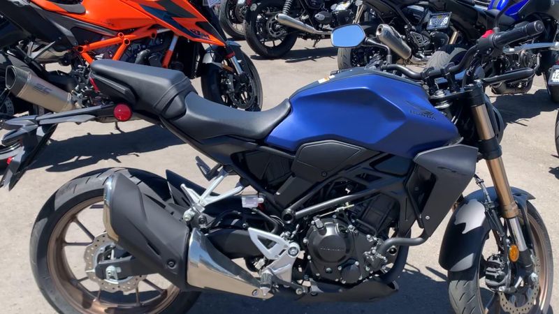 Used 2021 Honda CBR300R ABS Image 5