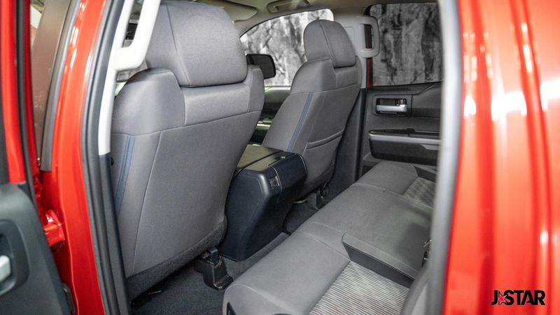 2017 Toyota Tundra SR5 photo 15