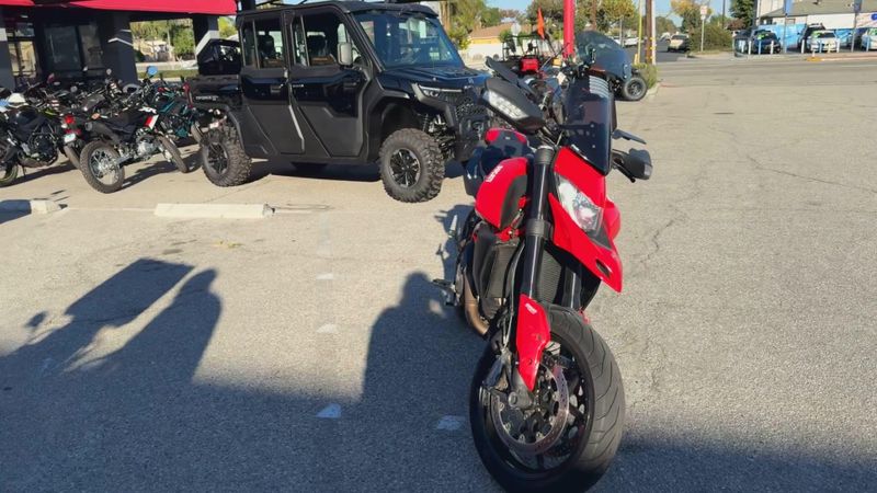 Used 2020 Ducati HYPERMOTARD 950 Image 3