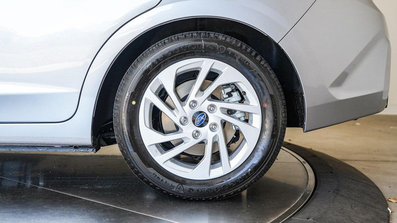 New 2025 Subaru Impreza BaseImage 9