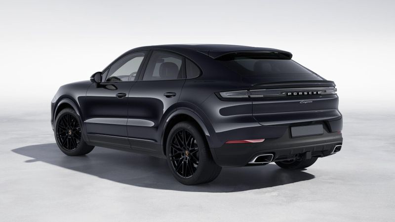 2025 Porsche Cayenne BaseImage 3