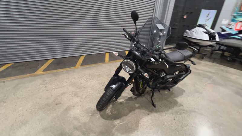 Used 2023 Husqvarna SVARTPILEN 401 Image 4