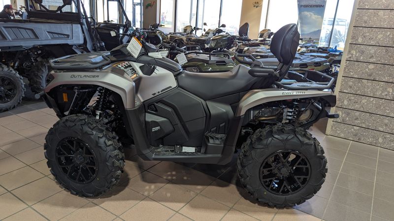 2024 CAN-AM ATV OUTL MAX XT 700 GY 24Image 1
