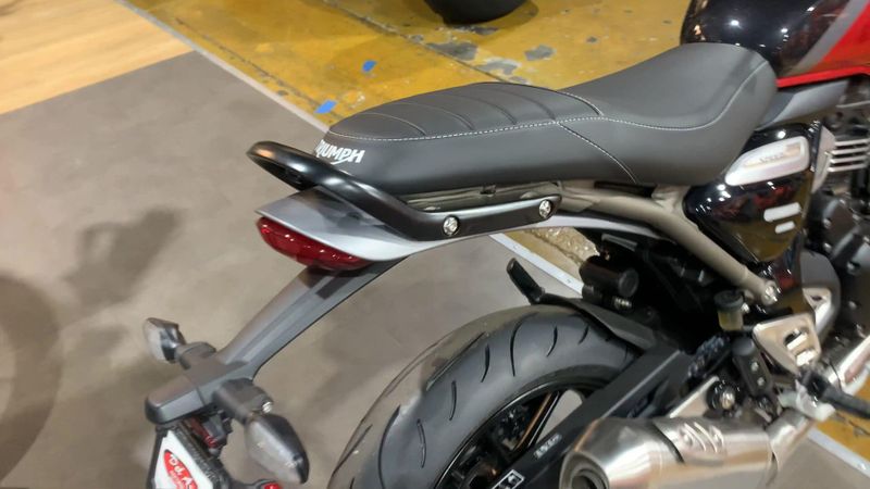 New 2025 Triumph SPEED 400 Image 9