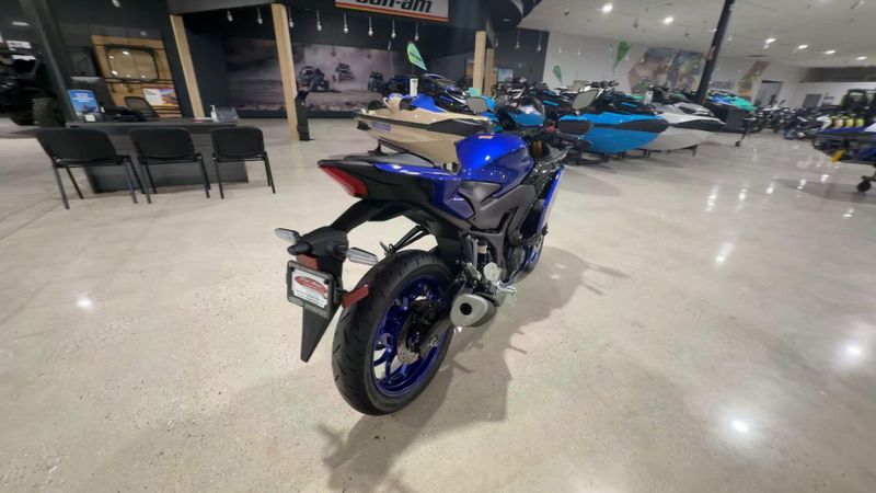 New 2026 Yamaha YZF-R3 ABS Image 3