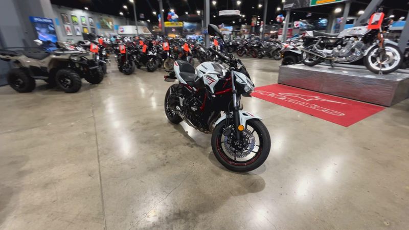 2022 Kawasaki Z650 ABS Image 2