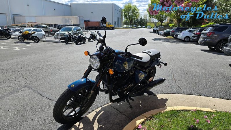 New 2024 Royal Enfield Shotgun 650 Image 4