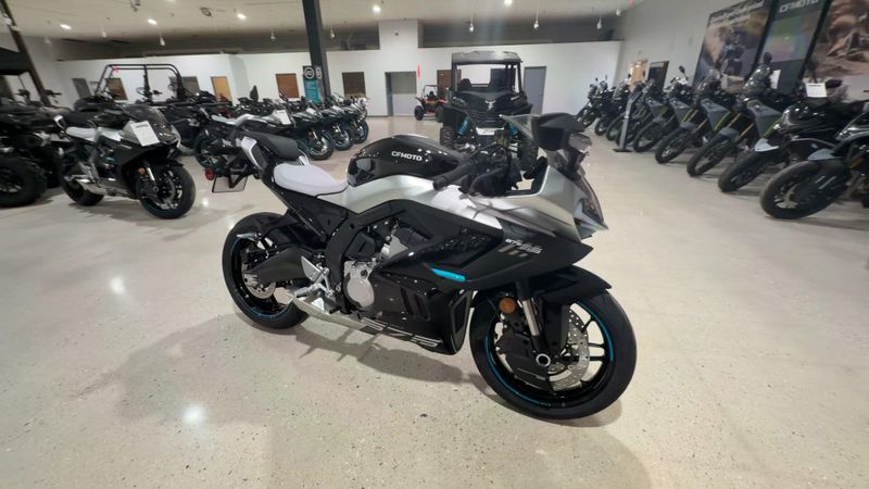 New 2026 CFMOTO 675SS Image 9