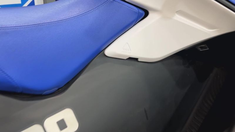 New 2025 Sea-Doo SPARK FOR 3 90 CONVENIENCE PACKAGE (SOUND SYSTEM) Image 2