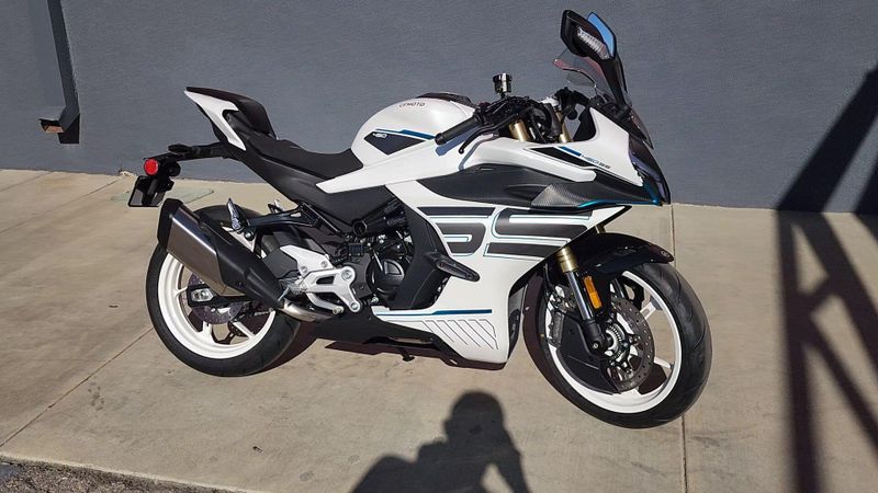 New 2026 CFMOTO 450SS Image 4