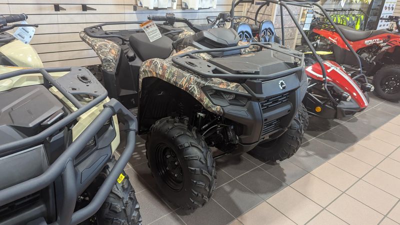 2025 Can-Am OUTLANDER DPS 700 CA 25 HUNTING EDITION HD7 WILDLAND CAMOImage 4