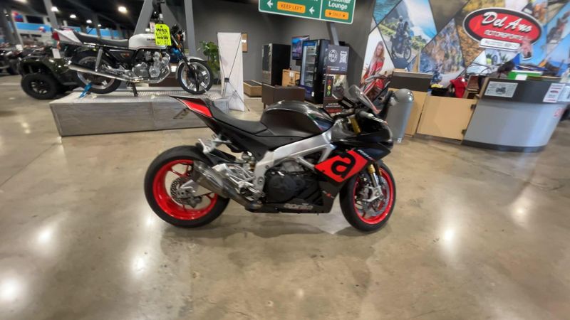 Used 2018 Aprilia RSV4 RF Image 9