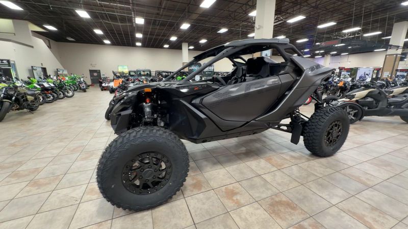 New 2026 Can-Am MAVERICK R X RS WITH SMART-SHOX 999T DCT Image 5