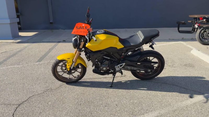 Used 2024 Honda CB300R ABS Image 9