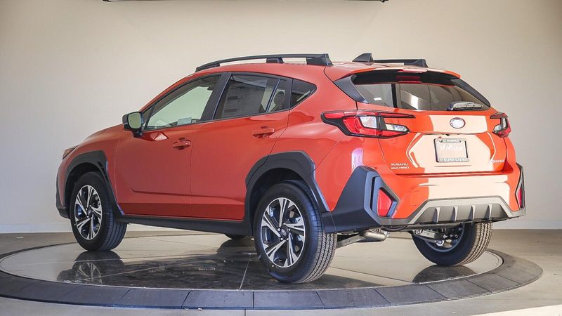 New 2025 Subaru Crosstrek PremiumImage 2